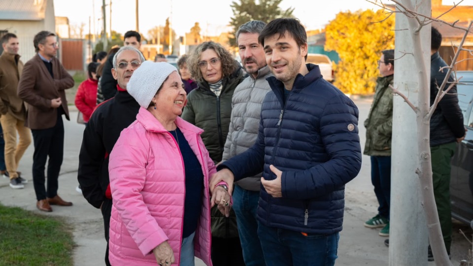 Torres, Merino y vecinos de Trelew.