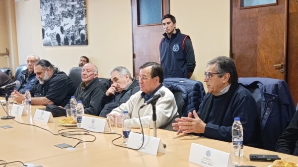 Reunión entre la CGT, las dos CTA y la UTEP. Foto: Agencia NA / CTA.