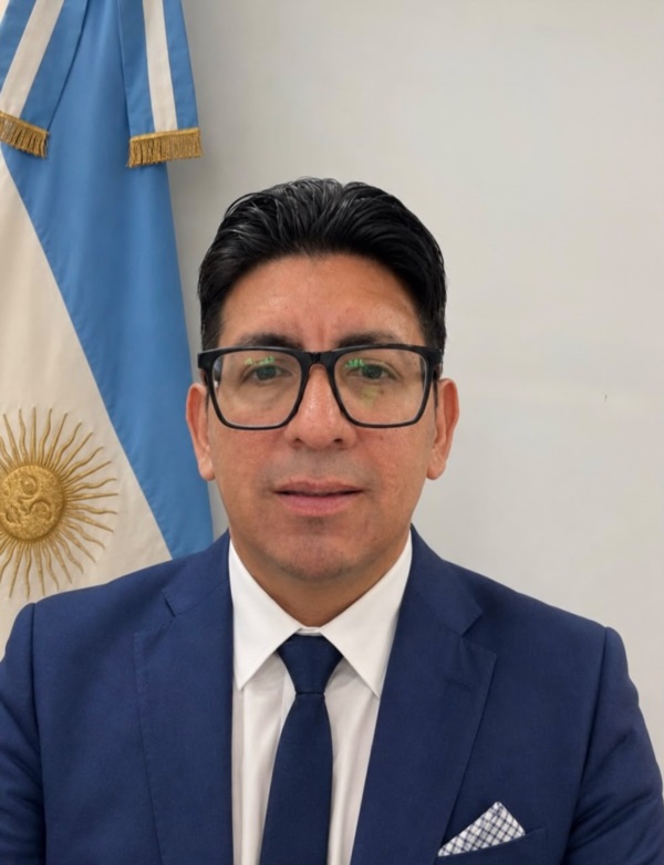 Juez de Familia, Daniel Manse. 