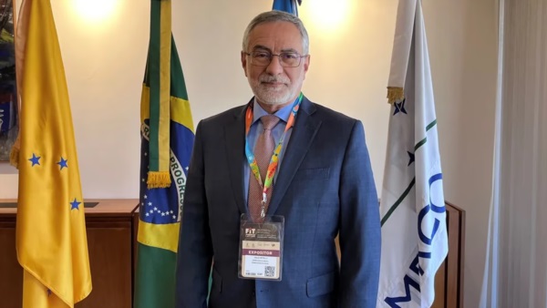 La Cancillería brasileña le ordenó al embajador Julio Bitelli regresar a Brasilia tras el polémico discurso del Presidente en San Pablo.