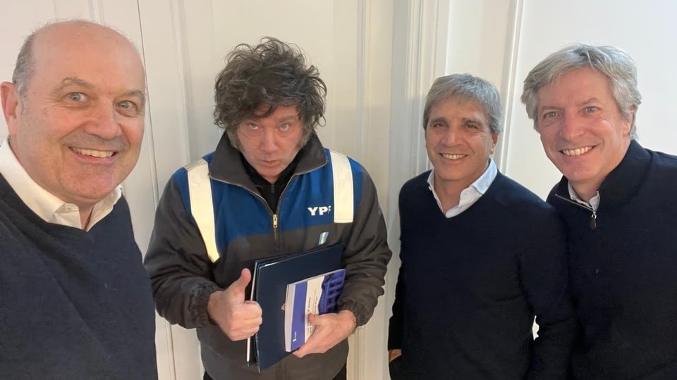 Los cuatro jinetes de la reforma del Estado: Sturzenegger, Milei, Caputo y Bausilli.