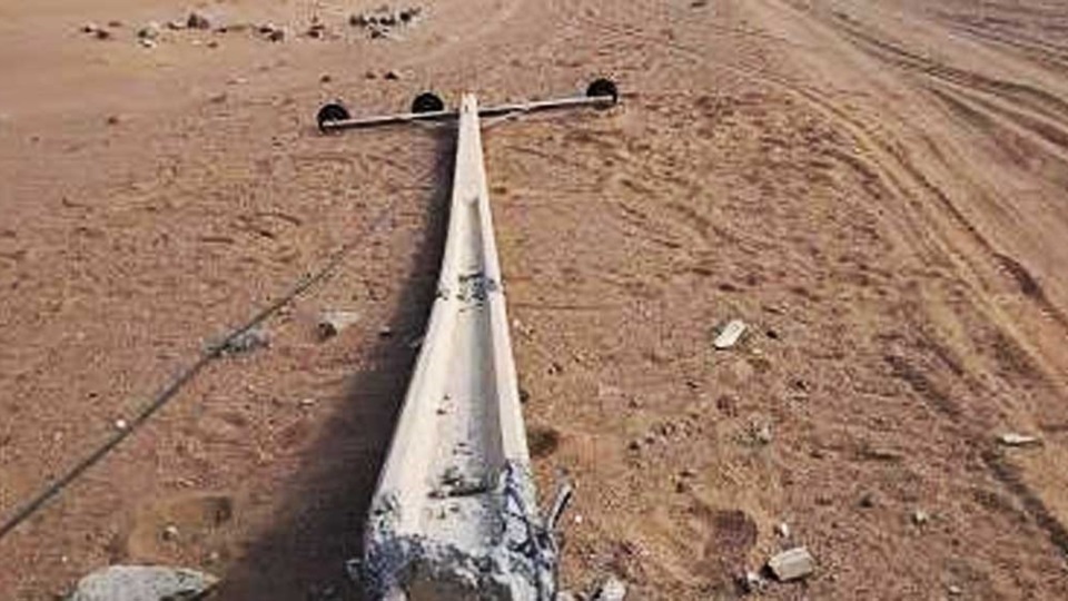 Derribaran 14 postes del tendido eléctrico y sustrajeran casi dos kilómetros de cable de cobre.