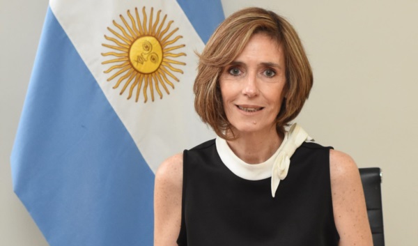 Diputada Mariela Williams, a favor de la "re re".