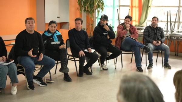 En la reunión se habló sobre las obras en el balneario.