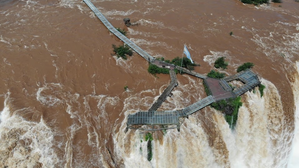 Cerrarán de forma preventiva la Garganta del Diablo por crecidas del río Iguazú.