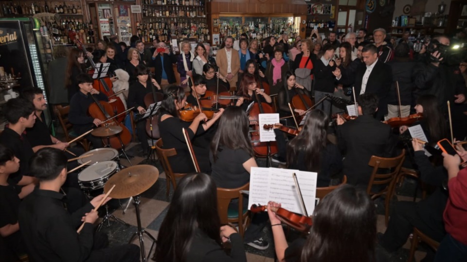 La orquesta del barrio Inta.