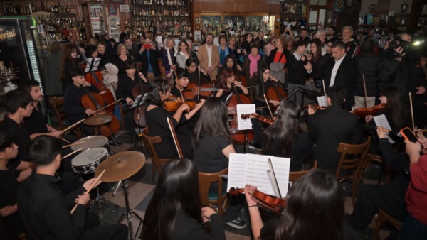 La orquesta del barrio Inta.