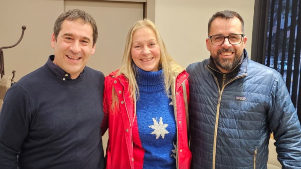 "¡Digan whisky!" Luque, Paggi y Taccetta.