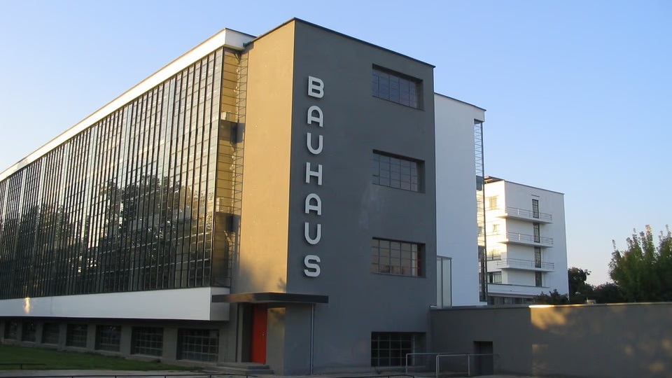 El AfD vuelve a considerar que la Bauhaus es demasiado modernista y globalista para la "política cultural patriótica"