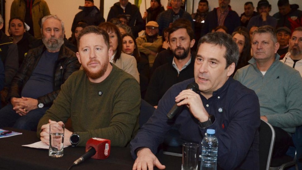 La recorrida por la cordillera y las críticas a Torres fueron parte de la conferencia.