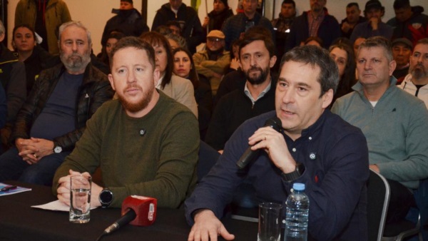 La recorrida por la cordillera y las críticas a Torres fueron parte de la conferencia.