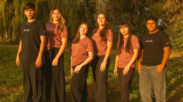 Las Leivas, serán parte de la programación de música en vivo.