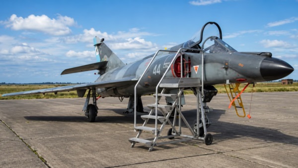 Dassault-Breguet Super Étendard, el avión de la Armada Argentina que hizo historia en Malvinas.