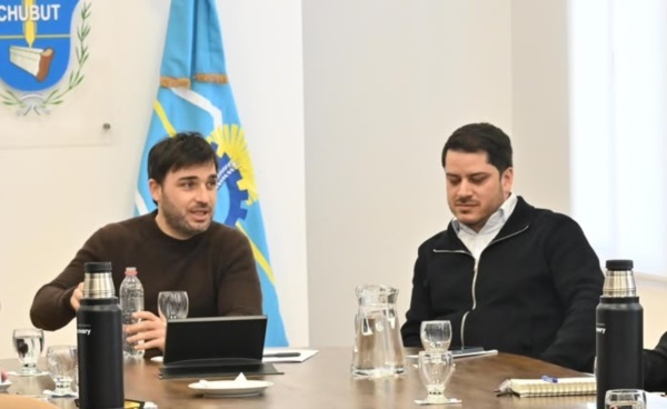 Brandán con Torres, mientras el Tribunal de Cuentas le pide rendiciones.
