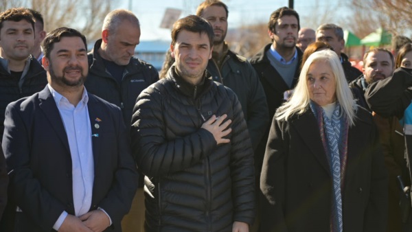 Loyaute, Torres y Terenzi.