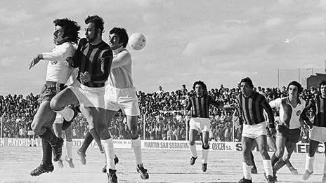 Primer juego del Nacional y ante San Lorenzo. Ayala, Manicler y Parsechián.