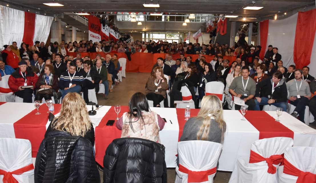 La Convención de la UCR fue multitudinaria.