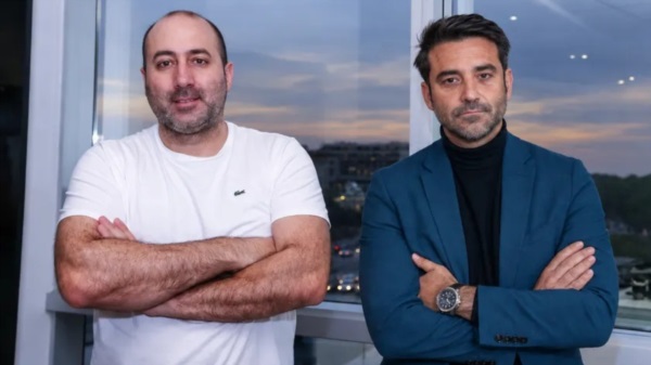 Cerimedo, que cambió la remera "Lacoste" por ropa de presidiario, y su ex socio Negre.
