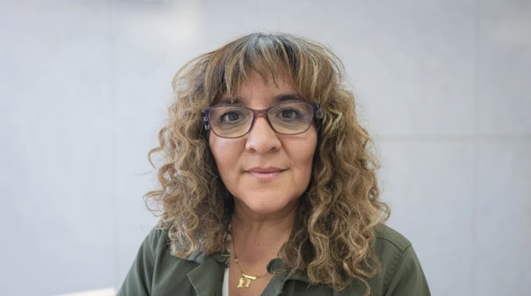 Luna viene del sector privado, en donde su empresa tiene algunas dificultades.