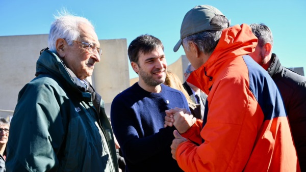 El gobernador propuso que el Centro de Interpretación lleve el nombre de Jorge Borboroglu, 