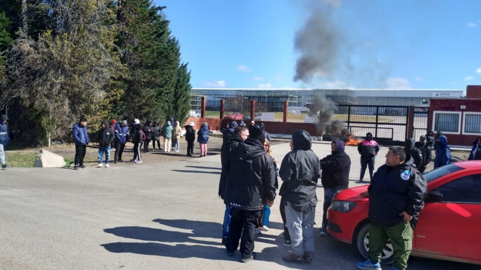 Conflicto laboral en la pesquera Estrella Patagónica. 