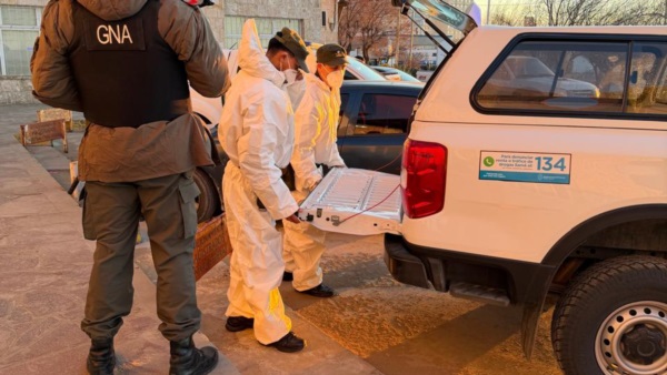 Momento en que ingresan la droga para quemarla.