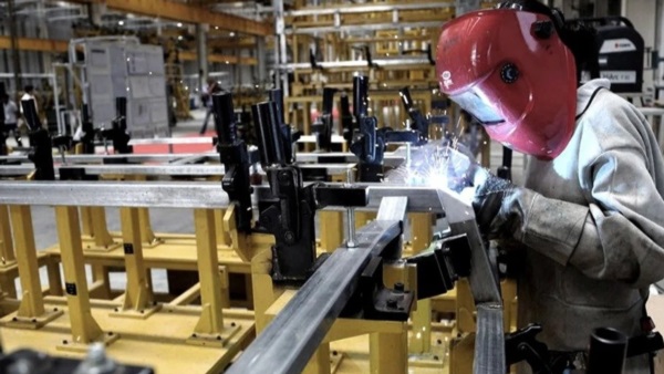 La caída de la actividad afectó a la totalidad de los rubros industriales y cadenas de valor.