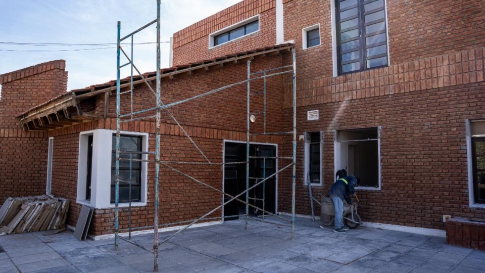 Trabajos en el ala exterior de las salas velatorias.