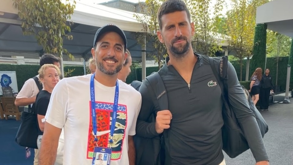 Bruno presenció de cerca varios torneos ATP donde pudo conocer a Novak Djokovic.