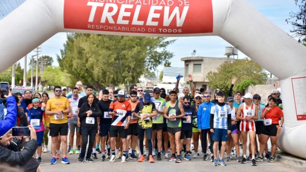 La jornada combinó la actividad deportiva con la solidaridad y la concientización.