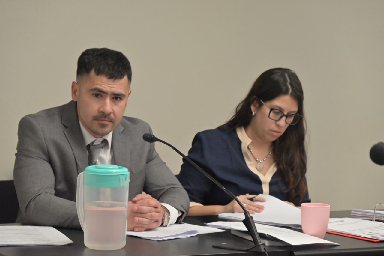 Quinteros y Camila Nardelli, de la Fiscalía de Trelew. 