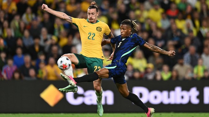 El 'nuevo' Brasil de Ancelotti le ganó un partidazo a Australia.